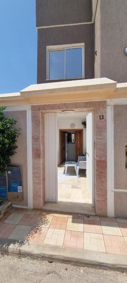 L'Andalousia "10 Minutes From Airport" Villa Ariana Exterior photo
